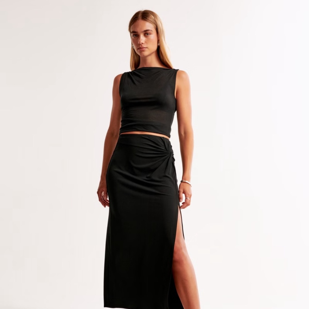 Abercrombie side slit skirt